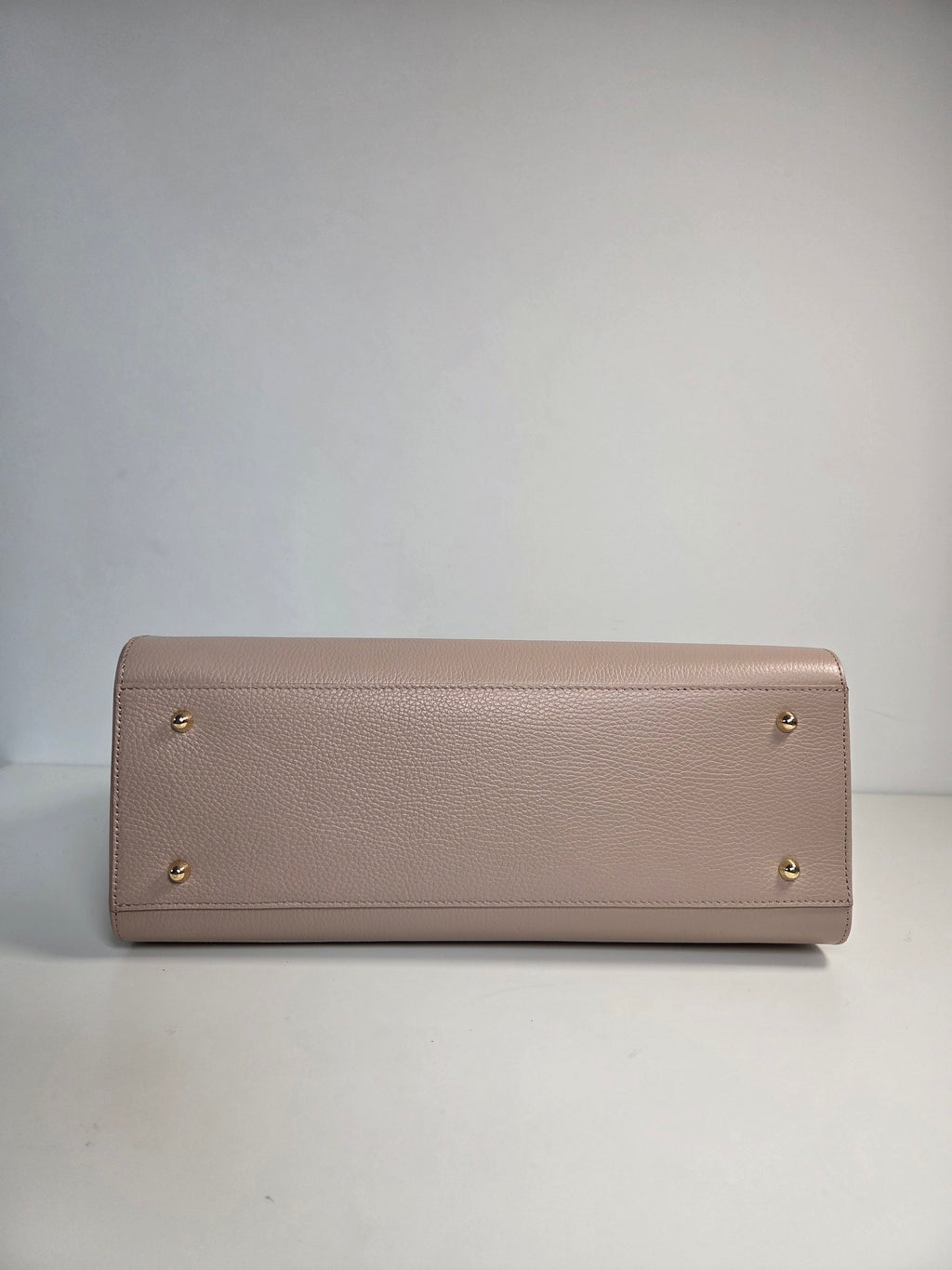 Classic Tote Nude Rosa – Tijdloze leren handtas met schouderriem