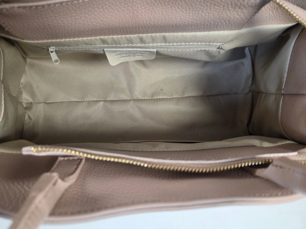 Classic Tote Nude Rosa – Tijdloze leren handtas met schouderriem