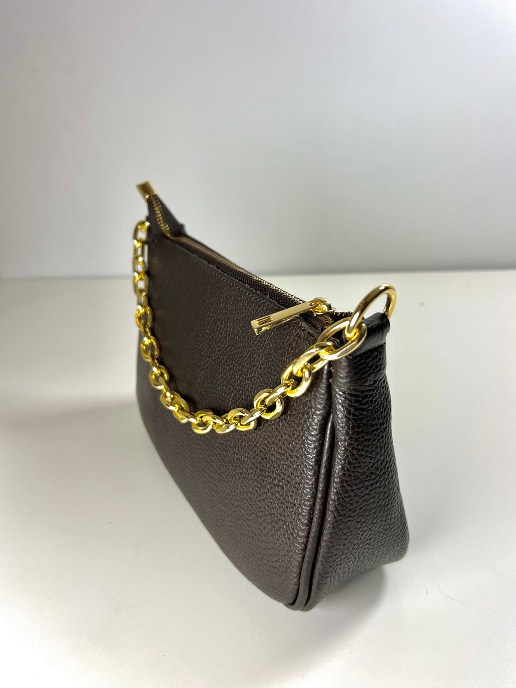 Kleine Leren Schoudertas met Gouden Ketting