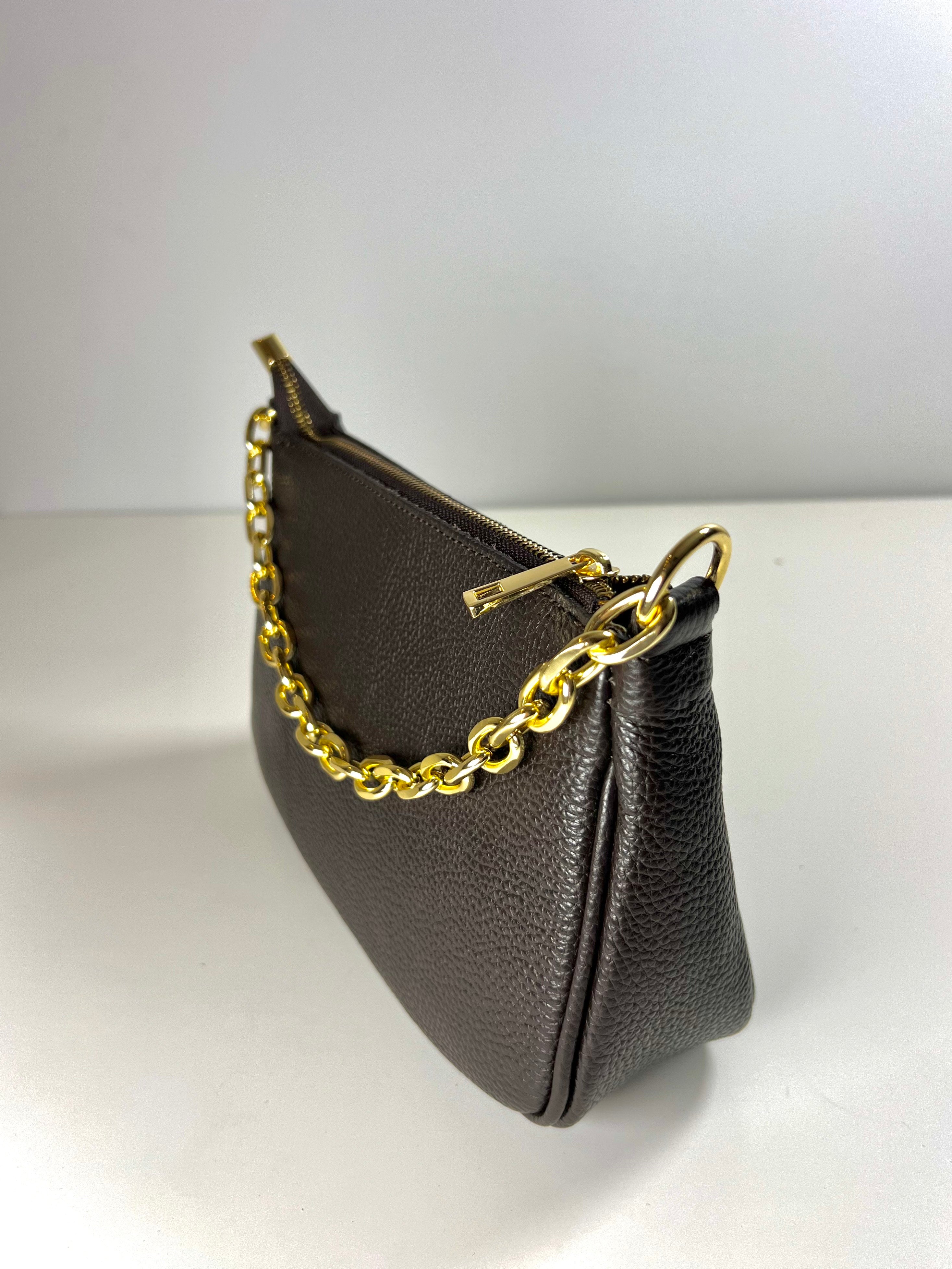 Kleine Leren Schoudertas met Gouden Ketting