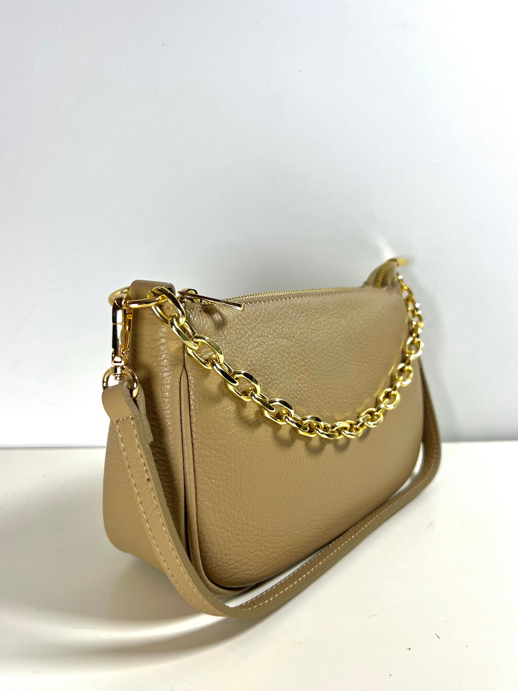 Kleine Leren Schoudertas met Gouden Ketting