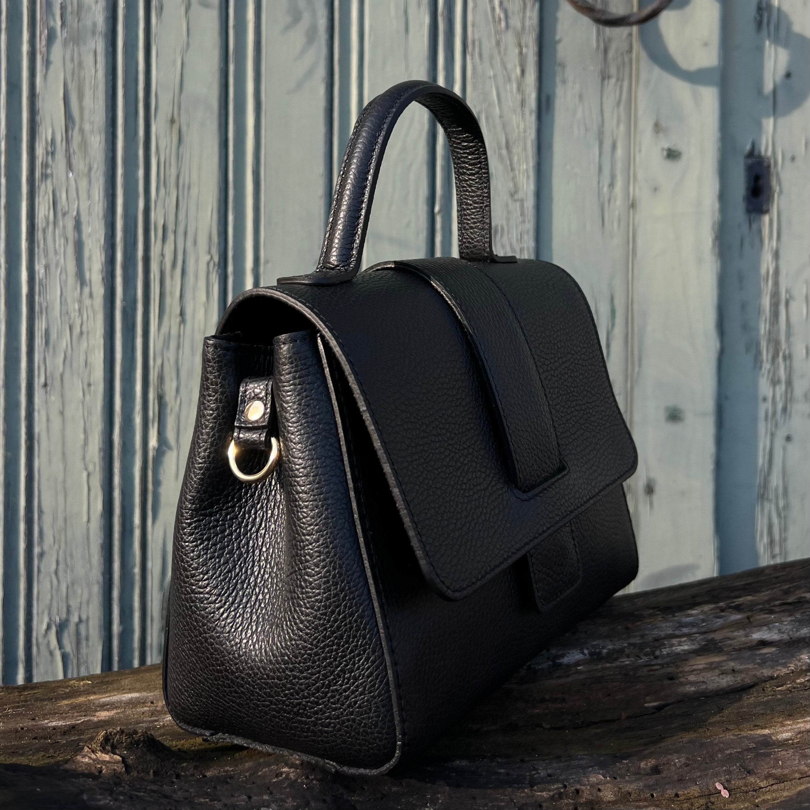 Italiaanse Leren Handtas in Tijdloos Design