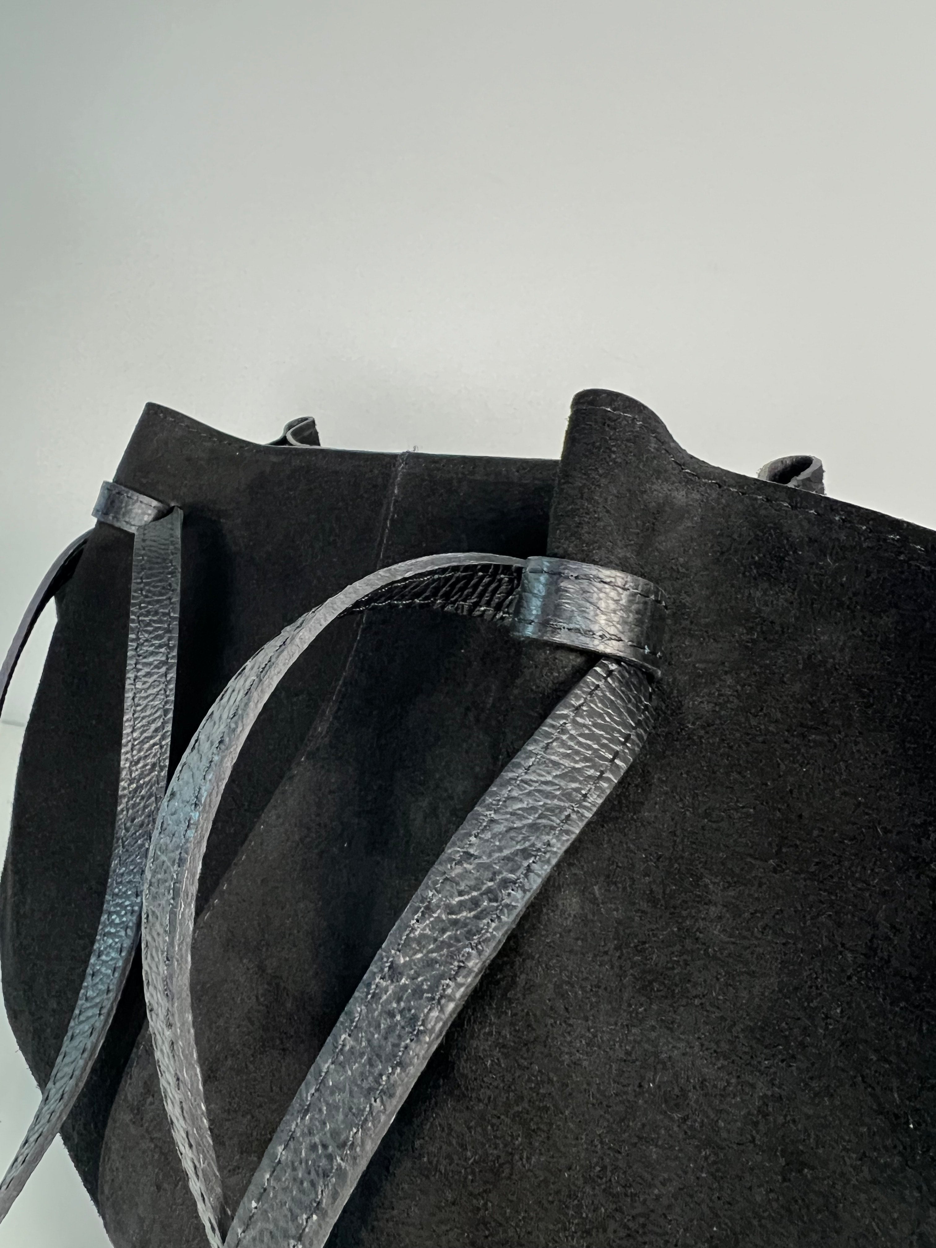 Grote Suède Shopper - Luxe & Structuur - High- End Geïnspireerd Design