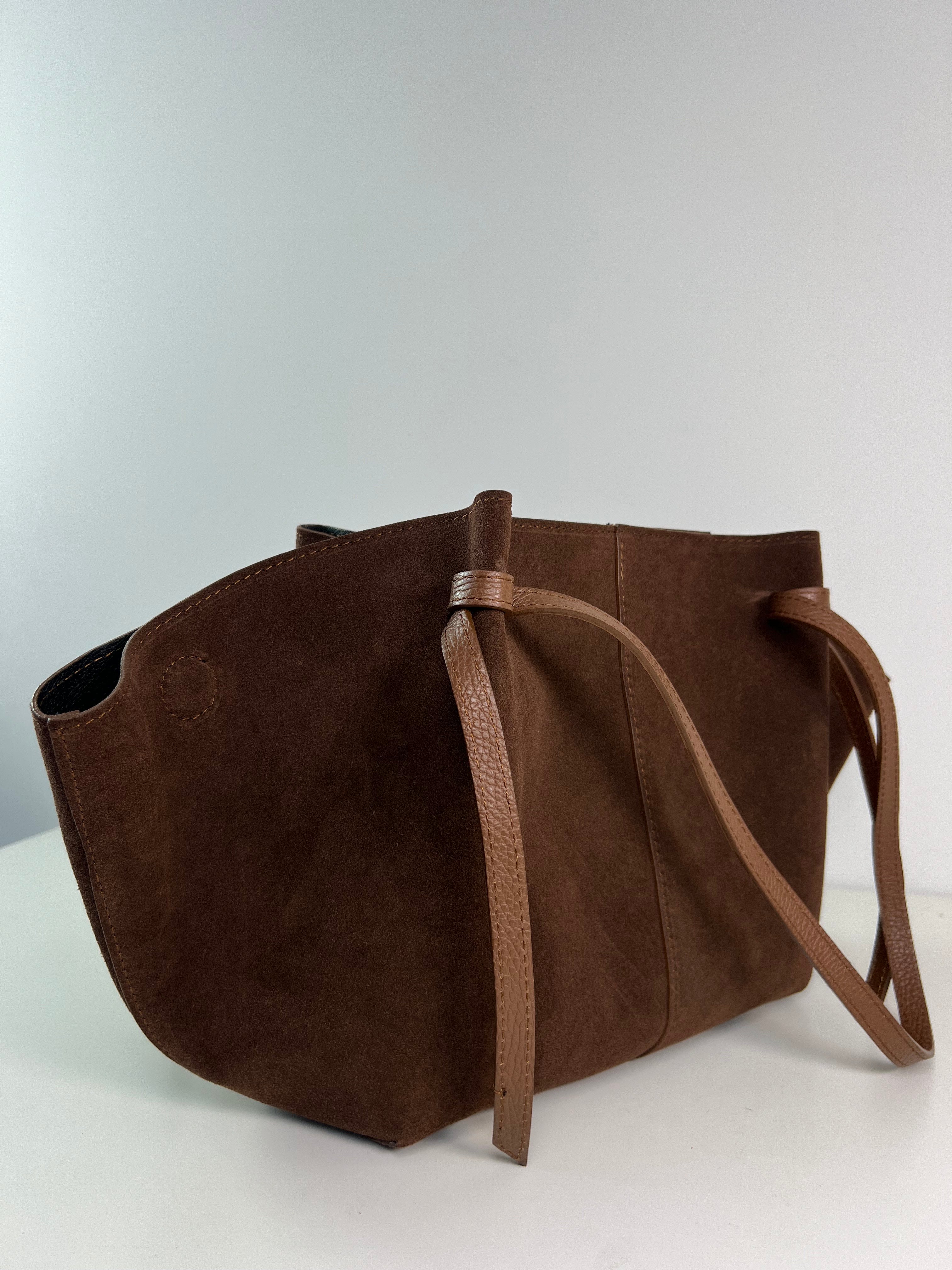 Grote Suède Shopper - Luxe & Structuur - High- End Geïnspireerd Design