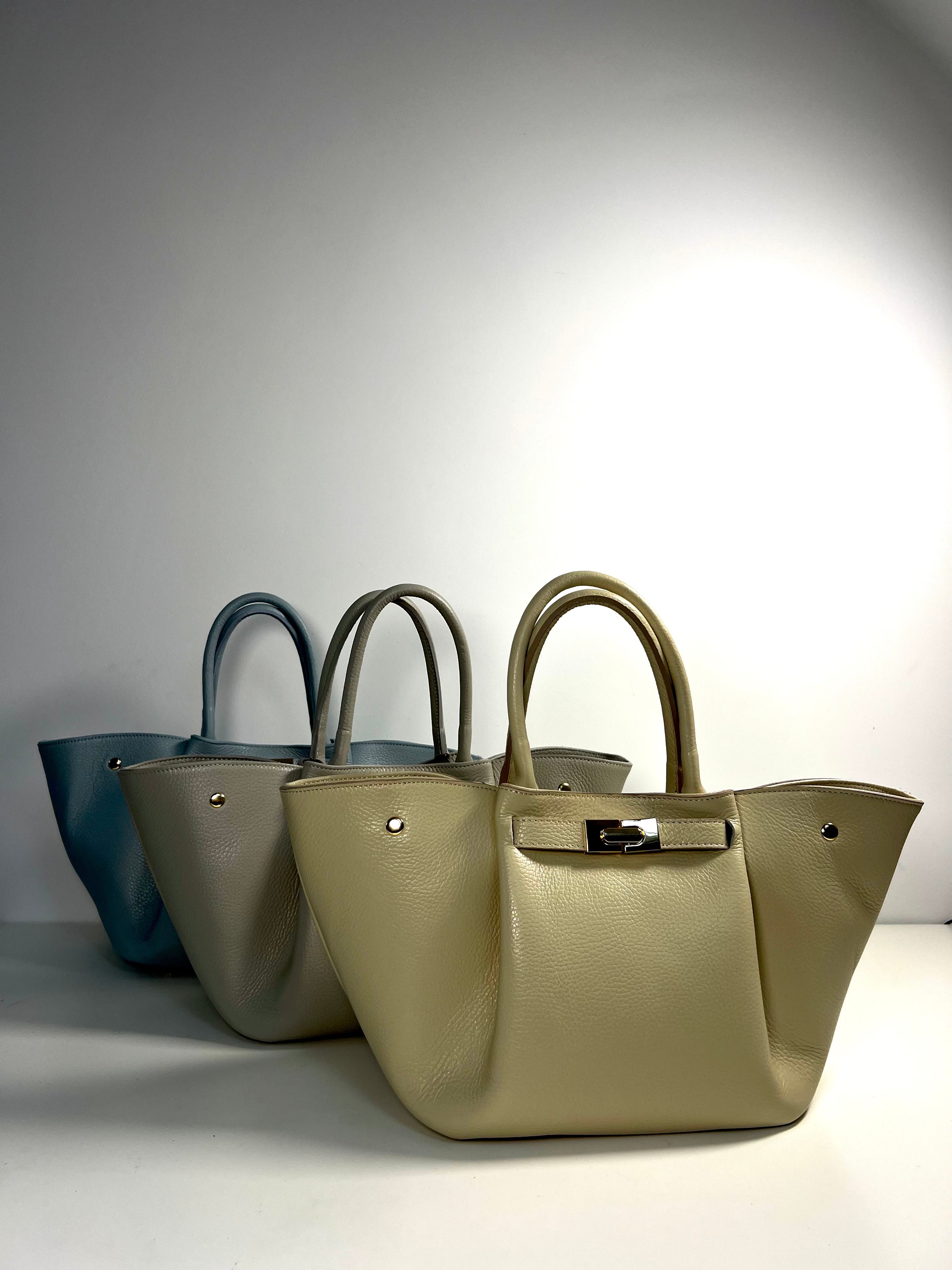 Elegante leren handtas met tijdloze vorm