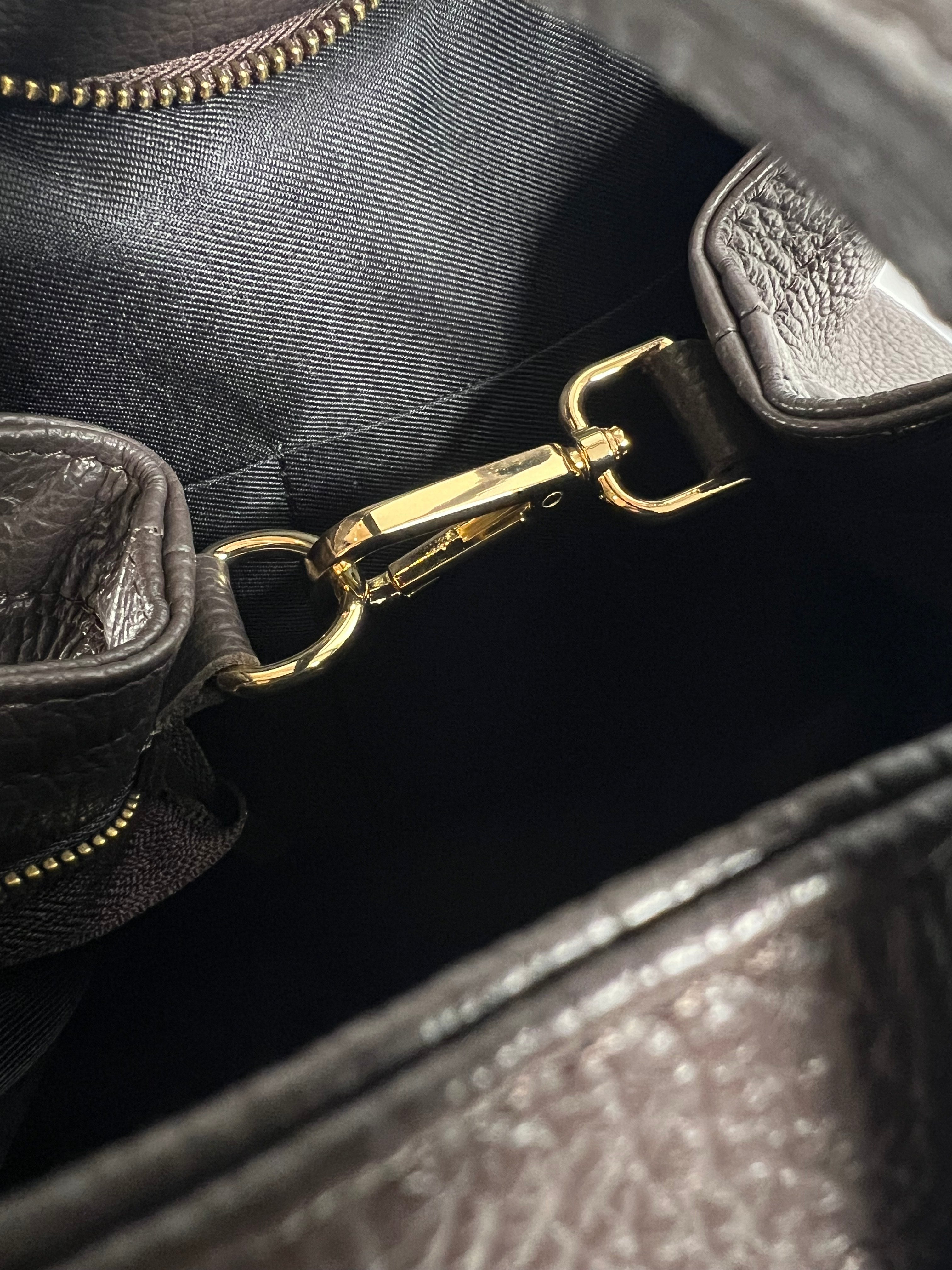 Medium leren shopper met verfijnd design