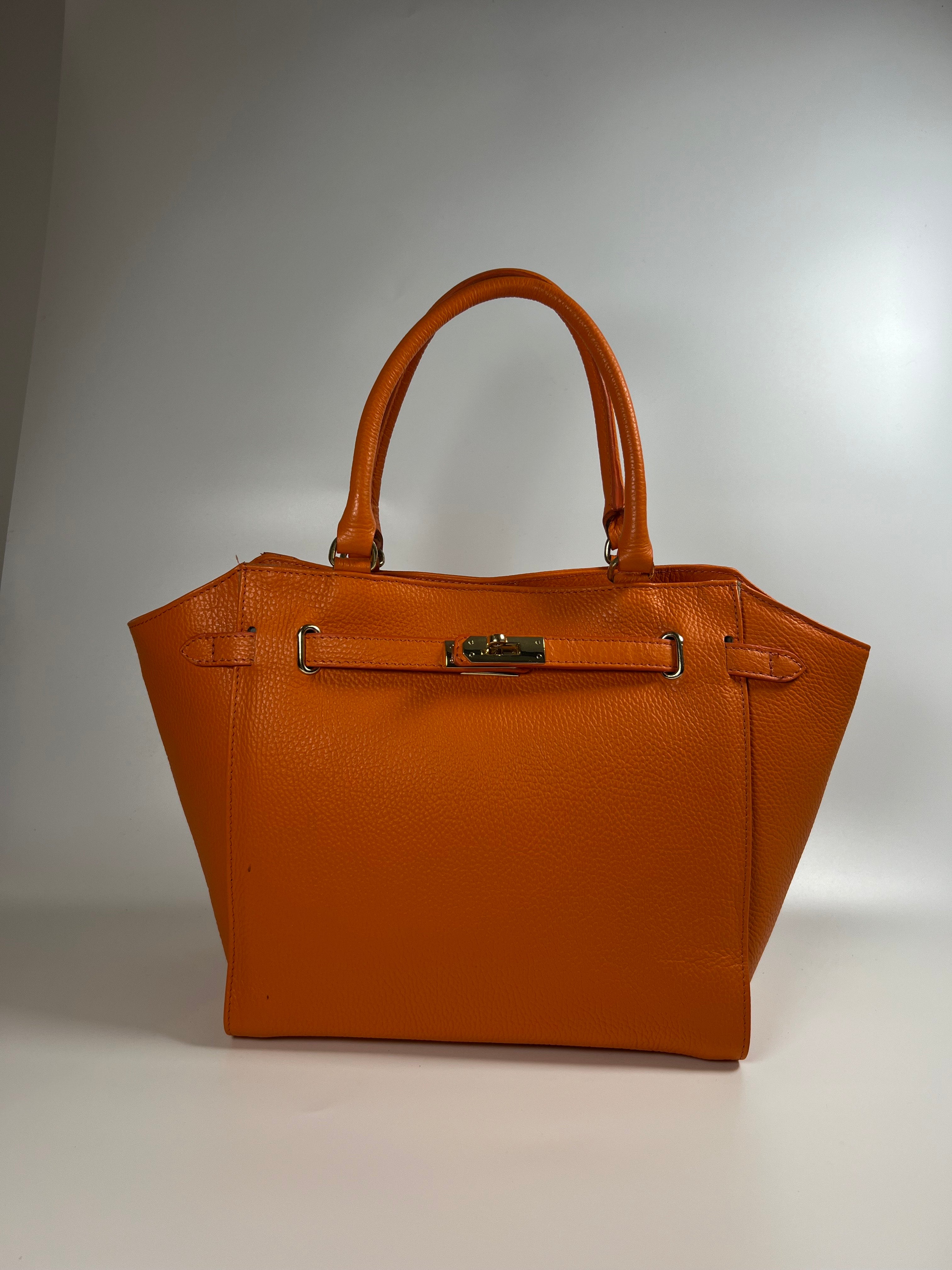 Elegante leren handtas in rijke kleur