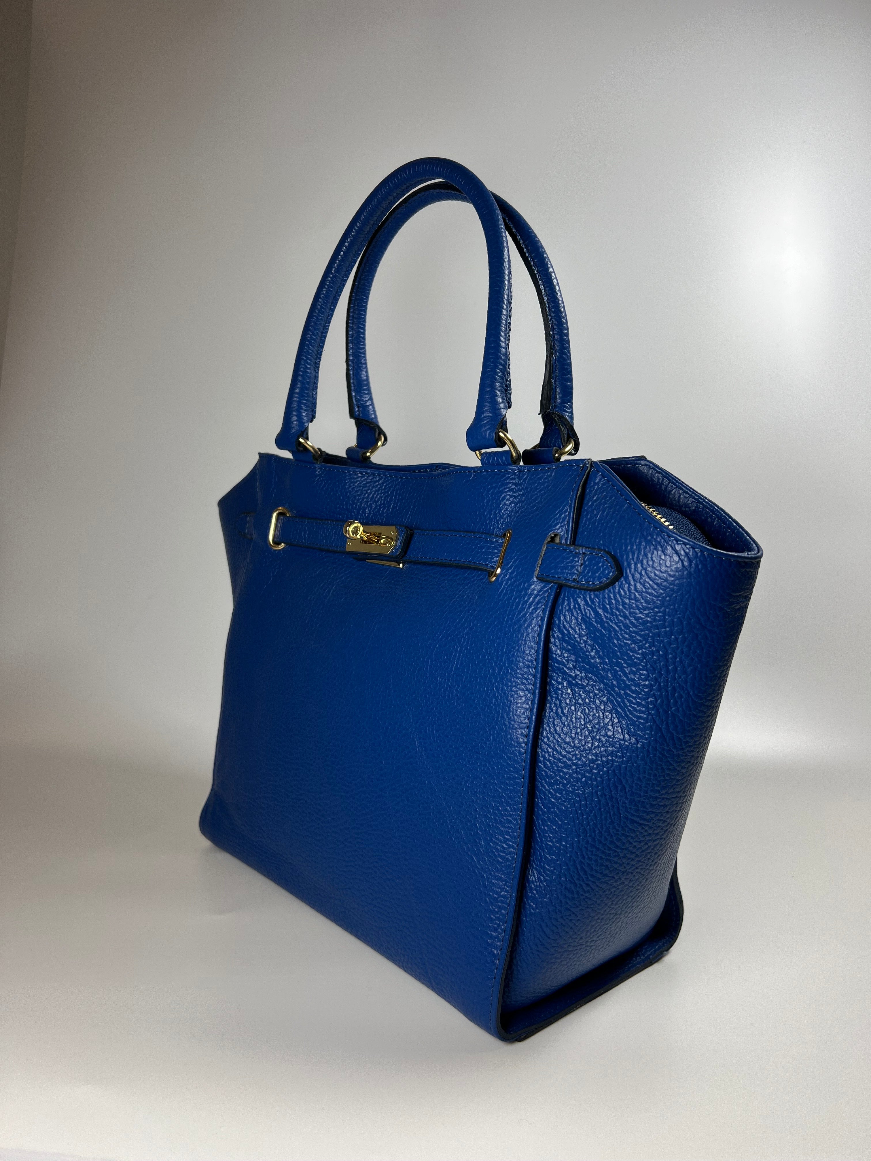 Elegante leren handtas in rijke kleur