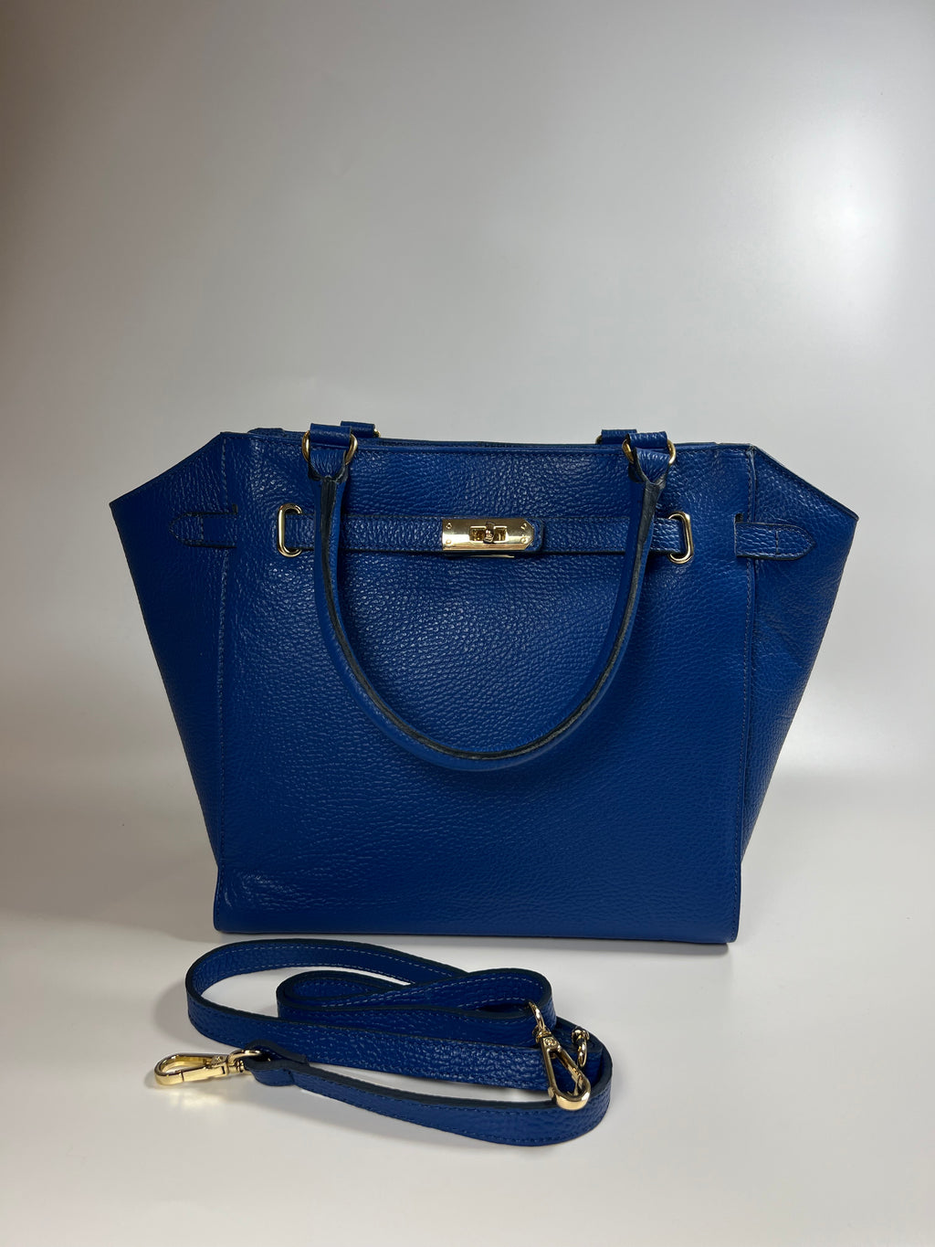 Elegante leren handtas in rijke kleur