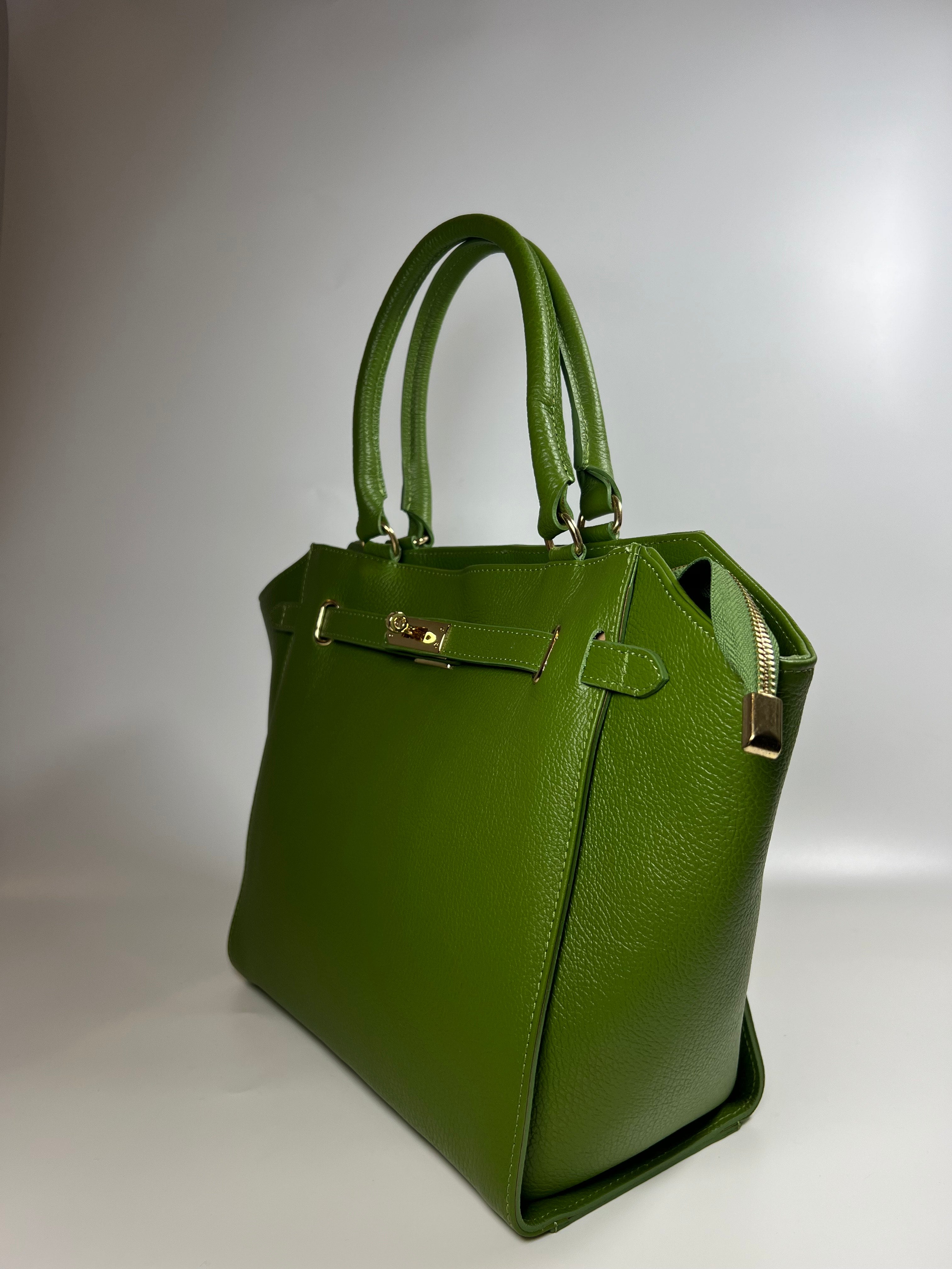 Elegante leren handtas in rijke kleur