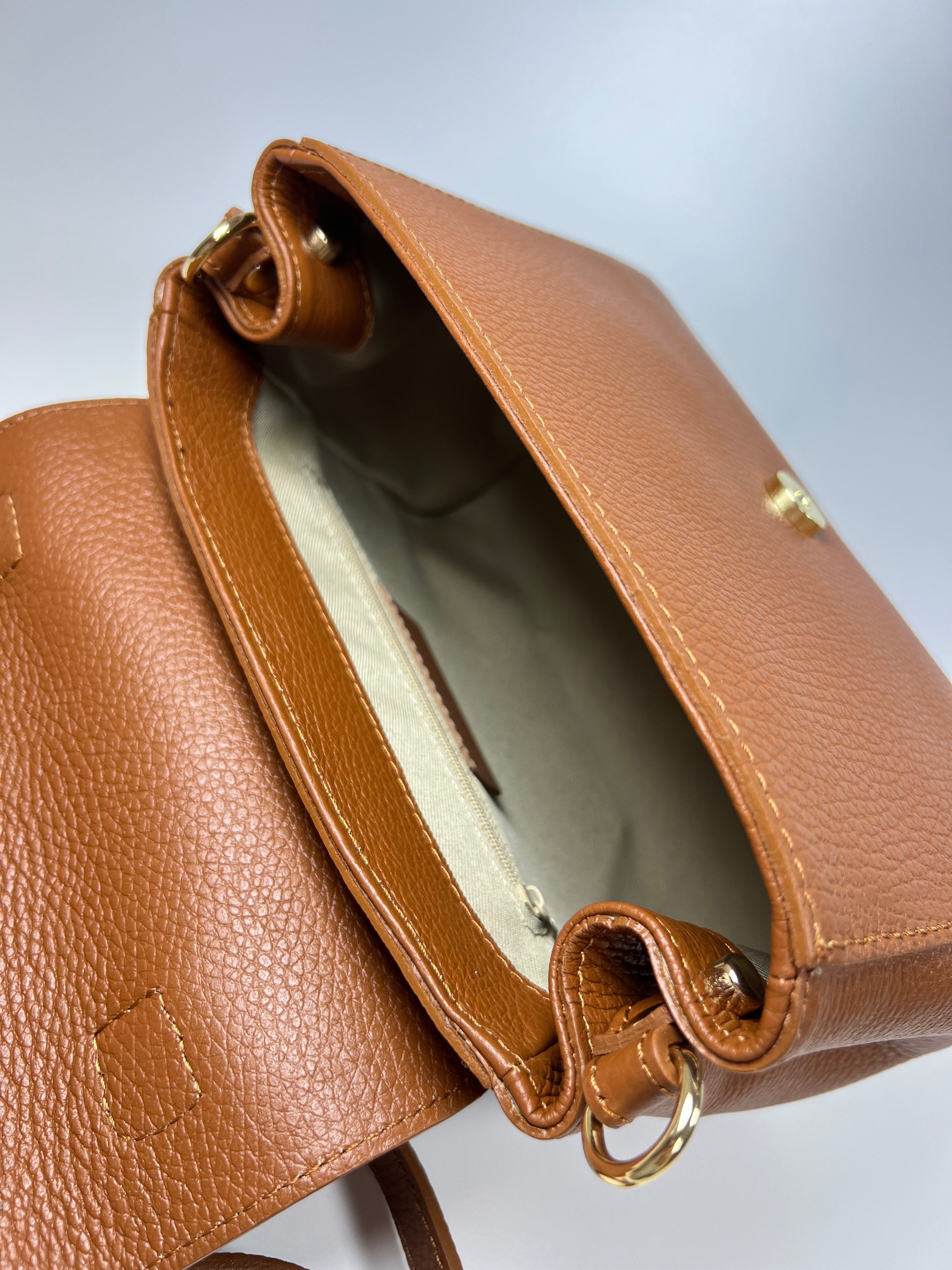 Italiaanse Leren Handtas in Tijdloos Design