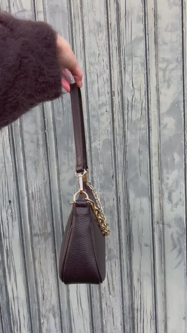 Kleine Leren Schoudertas met Gouden Ketting